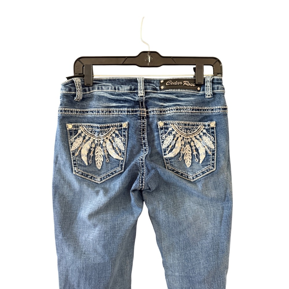 Cedar Rose Womens Blue Bootcut Jeans Feather Embroidered Pockets Size 28 Tall